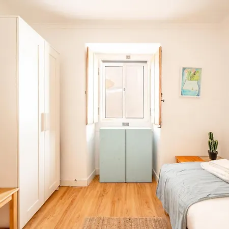 Ferienhaus Guestready - Than Words Near Jeronimos *