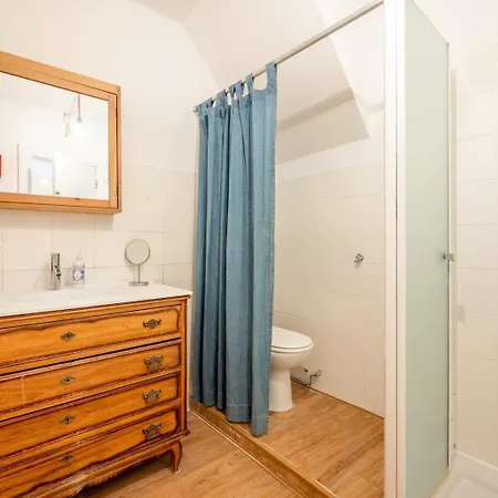 Ferienhaus Guestready - Than Words Near Jeronimos